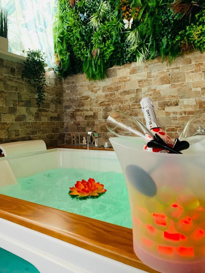 Suite I Biddizzi Da Sicilia Catania Exterior photo