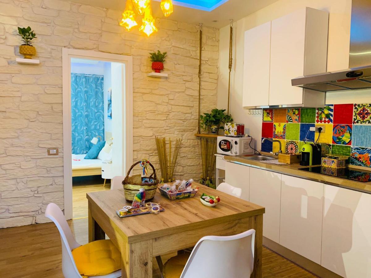 Suite I Biddizzi Da Sicilia Catania Exterior photo